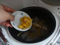 美味的白果排骨汤做法图解10)