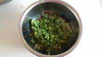 自制青菜鸡蛋饼做法图解2)