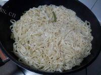 美味豇豆焖面做法图解6)