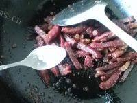 诱人的麻辣牛肉干做法图解6)