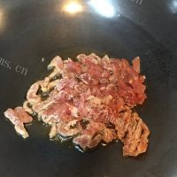 自制肉丝炒年糕做法图解5)