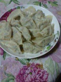 自己做的白菜猪肉馅饺子