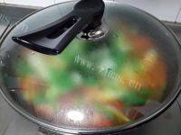 「美味可口」西红柿羊肉面做法图解8)