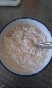 自制紫薯煎饼做法图解6)
