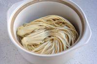 味道不错的五香卤豆腐丝做法图解7)