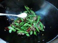 家常菜芥兰炒肉片