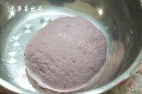 DIY紫薯玫瑰花卷做法图解4)