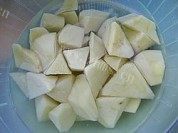 土豆炖羊肉做法图解7)