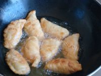 好吃的炸酥饺做法图解12)
