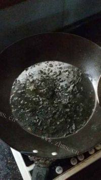 美味的紫菜蛋汤做法图解4)