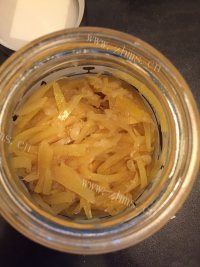 鲜香的蜂蜜柚子茶做法图解8)