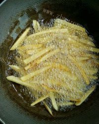 炸薯条做法图解4)