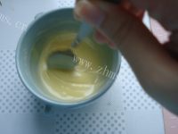 日式炼乳面包做法图解6)