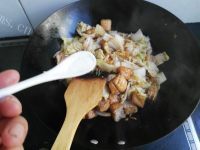 棒棒哒娃娃菜豆泡炖粉条做法图解9)