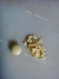 好吃的青椒炒鱿鱼做法图解2)