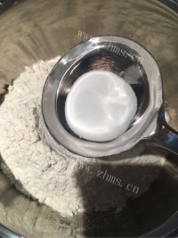 美味的胡萝卜馒头做法图解8)