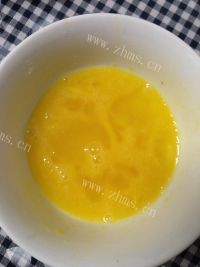 色味俱佳的熔岩蛋糕做法图解2)