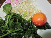 自己做的西红柿菠菜面做法图解1)