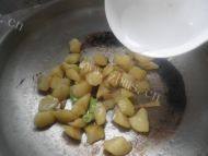 家常菜土豆烧鸡肉做法图解10)