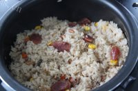 美味的七彩焖饭做法图解7)