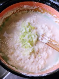 香喷喷的鸡蛋咸食做法图解2)