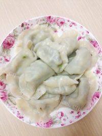 自己做的鸡蛋韭菜饺子