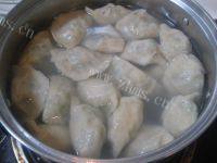 好吃的茄子鸡蛋饺子做法图解12)