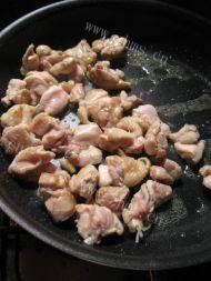美味的咖喱鸡腿饭做法图解3)
