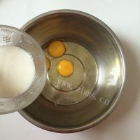 特下饭的樱桃蛋糕做法图解3)
