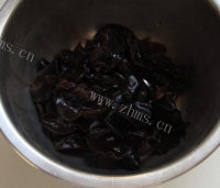 DIY黑白菜做法图解1)