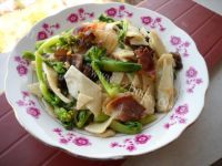 腊肉炒豆丝做法图解8)