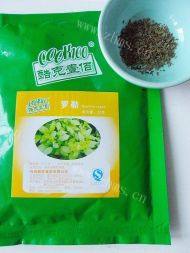 诱人的干煸土豆条做法图解2)