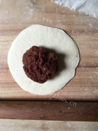 香飘十里的豆沙包做法图解6)