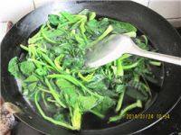 家常菜粉丝拌菠菜做法图解2)