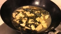 鲜美可口的雪里蕻炖豆腐做法图解10)