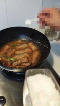 家常菜炖刀鱼做法图解5)