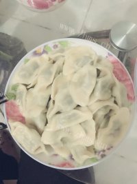 美味的香菜猪肉馅饺子做法图解10)