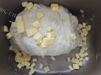 自制牛奶排包做法图解6)
