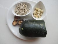 养胃的冬瓜薏米莲子汤的做法图解一