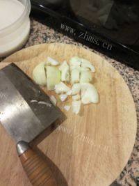 好吃的羊肉抓饭做法图解3)