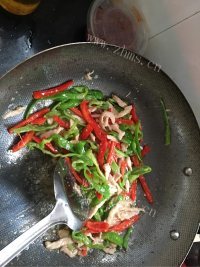好吃的青椒肉丝做法图解5)
