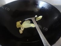 美味的炒蟹块做法图解3)