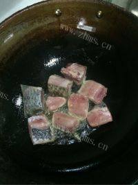 美味的红烧草鱼块做法图解3)
