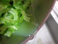 口感不错的凉拌苦瓜做法图解7)