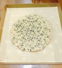 自制黑芝麻鸡蛋卷做法图解11)