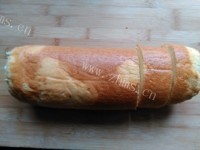 草莓奶油蛋糕卷做法图解15)