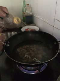 色香味俱全的蛤蜊汤做法图解4)