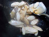 家常菜茭白炒牛肉做法图解8)