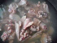 红烧鸡肉做法图解2)