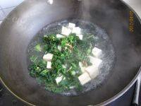 家常菜荠菜豆腐汤做法图解7)